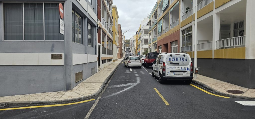 Blick in die Straßen von Puerto Naos