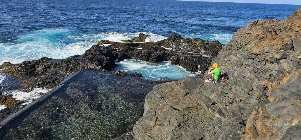 Naturschwimmbecken (Meerwasser-Pools) von La Fajana im Nordosten der Insel La Palma in der Nähe von Barlovento