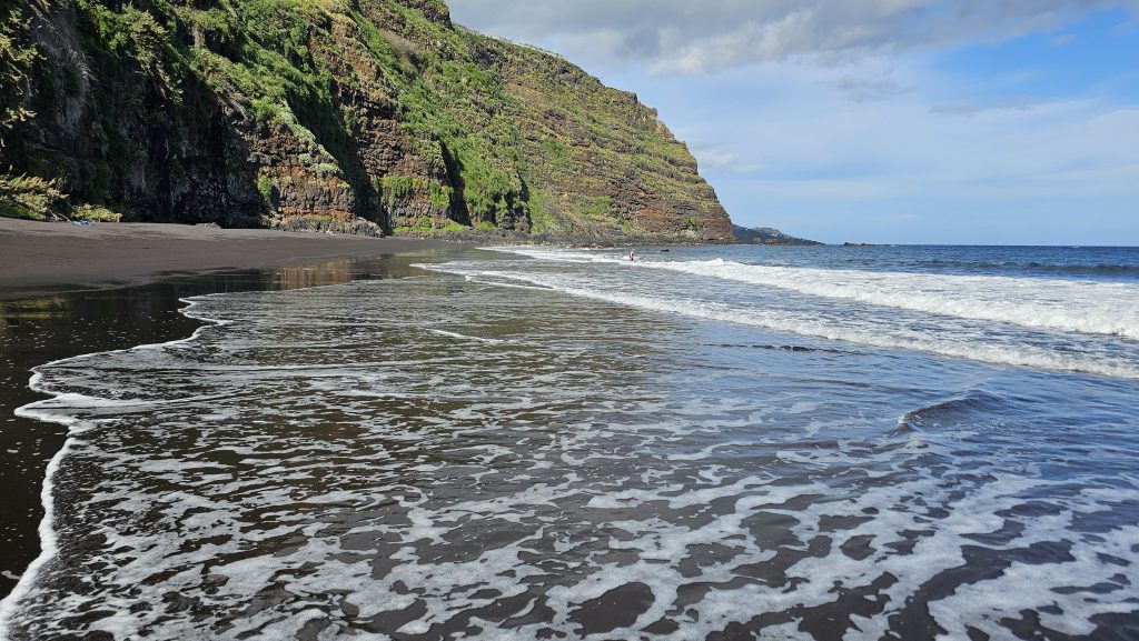 Playa de Nogales, ein zauberhafter Strand in der Gemeinde Puntallana im Nordosten der Insel La Palma