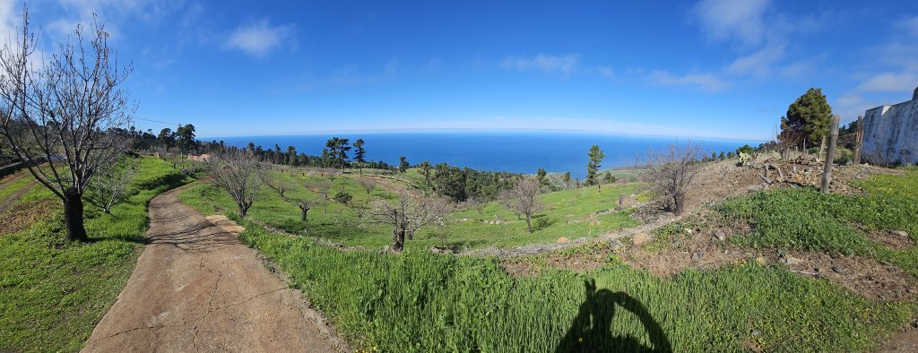 Runde Las Tricias - El Castillo: Ab in die Berge