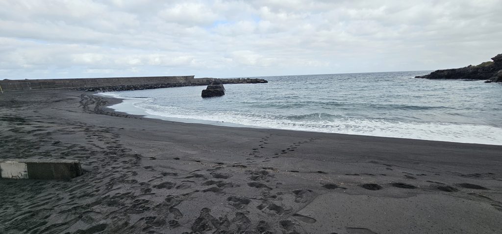 Playa Puerto Espindola: Ein kleiner und feiner Strand in San Andrés auf der traumhaften Insel La Palma