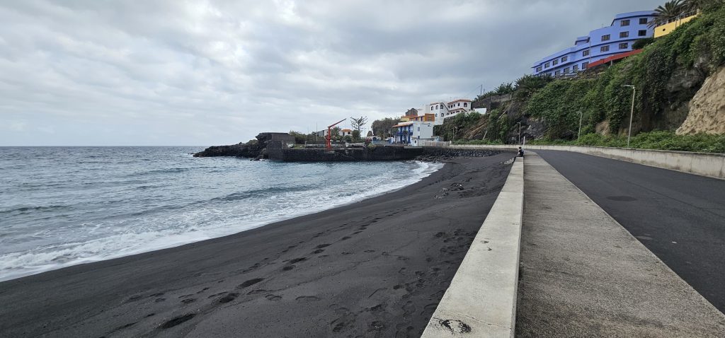 Playa Puerto Espindola: Ein kleiner und feiner Strand in San Andrés auf der traumhaften Insel La Palma